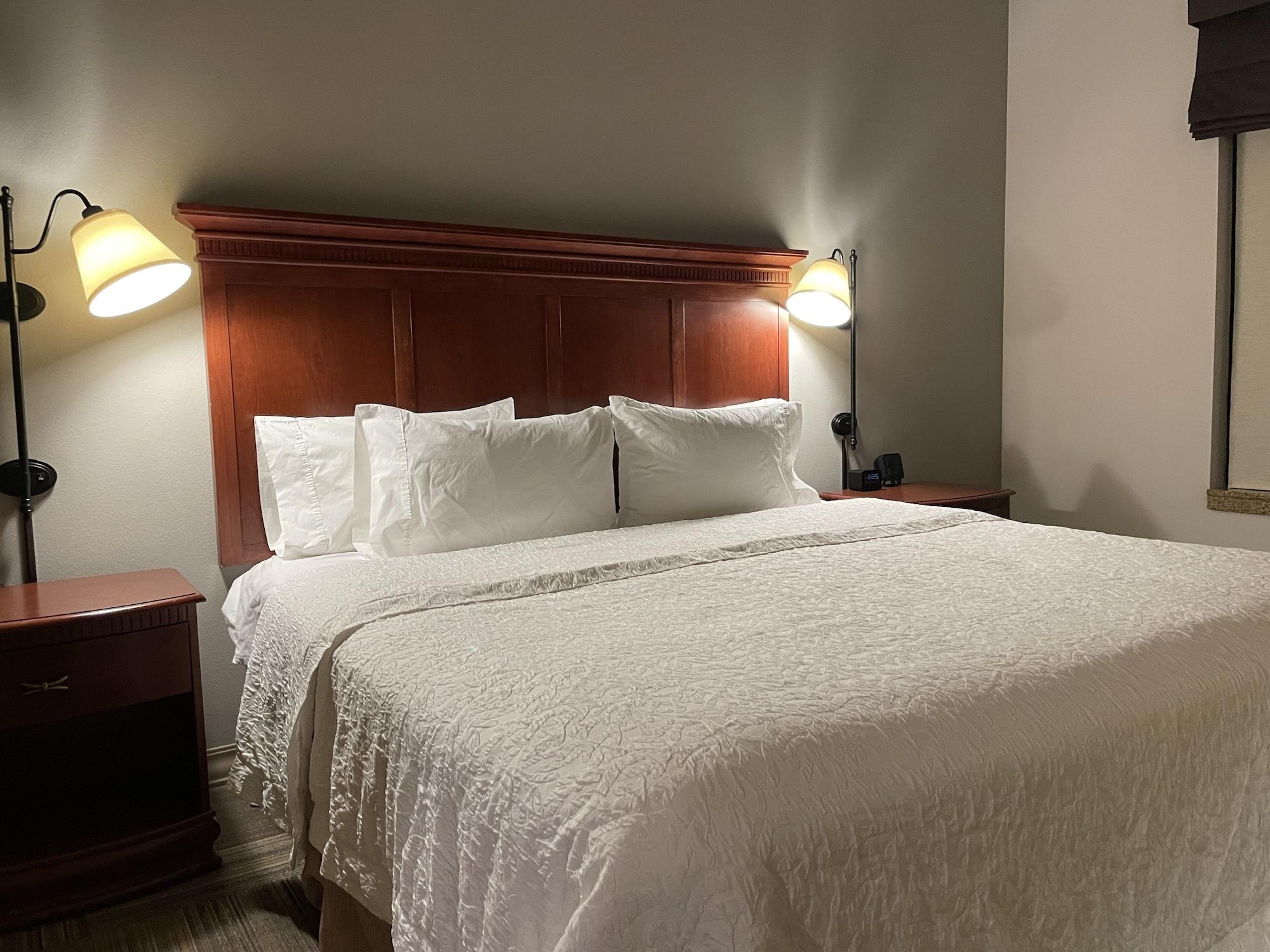 Hampton Inn & Suites Райфъл Екстериор снимка